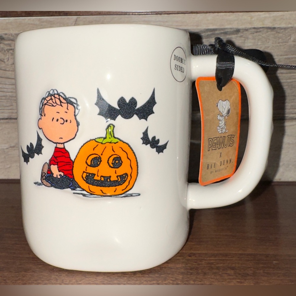 Cute 🥰 Rae Dunn Peanuts "SPOOKY" Double Sided Linus Bats Pumpkin Halloween Mug